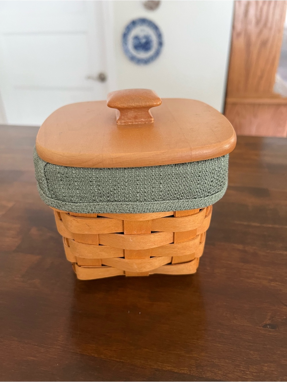 Longaberger Teaspoon Basket with Choice of Green Fabric Liner and Wood Lid, 2002